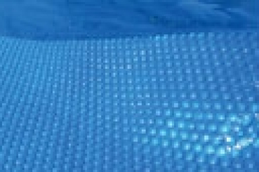 Schlaufe für Schwimmrohr an der Luftkammerwärmeplane