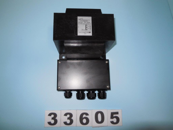 Sicherheits-Transformator 900W (Anschluss 3x300W), 230Volt/12Volt